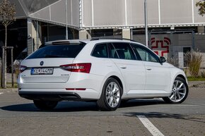 Škoda Superb combi 2.0 TDI DSG - 5