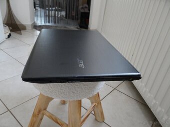 15.6" ACER E5/Core I5 /8GB RAM/ 128SSD a 500HDD/ 2xGrafika. - 5