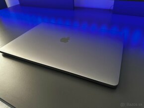 Macbook Pro 15" 2019 2,6 GHz 6-jadrový Intel Core i7 - 5