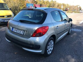 Peugeot 207 1.4i 16V - 5