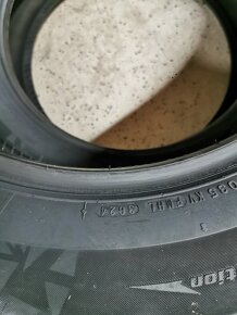 Nové zimné pneumatiky Nexen 235/60 R18 103H 2024 - 5