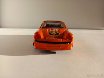 CORGI - PORSCHE 911 TURBO 1:43 - POZRI DETAILNÉ FOTO - 5