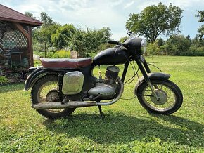 Jawa 250 - 5