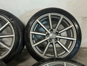 Audi 5x112 r19 245/45 Michelin - 5