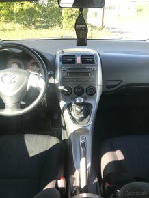 Toyota Auris 2,0D-4D,93kW 2008,230000km - 5