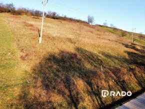 RADO | Na predaj pozemok s nádherným výhľadom v Trenčianskej - 5