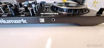 NUMARK Mixtrack Platinum FX - 5