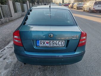 Škoda octavia II, 1,6 FSI benzin - 5