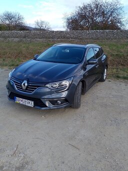 Predám Renault Megane grandtour 1.3 - 5