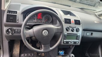 VW Touran 1.9TDI 77kw Rozpredam - 5