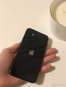 IPhone 11, 64GB, veľmi zachovalý - 5