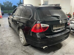 Rozpredam BMW 320D N47 130kw - 5