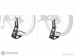 FORCE výstavný stojan na bicykel pod zadnú osu - 5