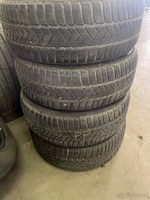 Predám Pirelli sottozero 3 225/55R17 - 5