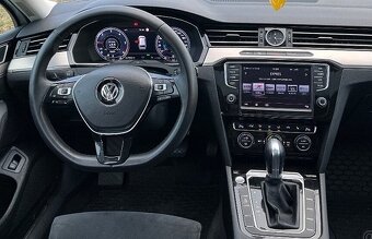 Volkswagen Passat Dsg 2018 Highline - 5