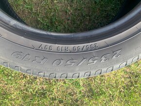 235/50 R19 Pirelli letné - 5