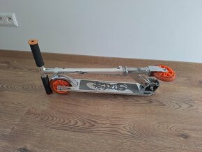 Kolobežka zn.Scooter - 5