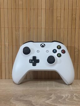 XBOX ONE S 1Tb s CD mechanikou - 5