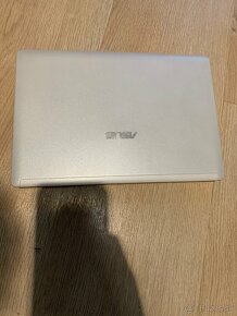 Asus eeePC - 5