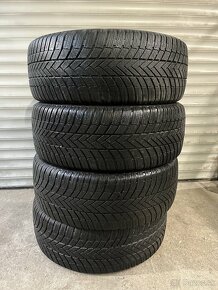 255/50R19 107V - 5