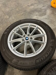 Zimné 225/60 R18" orig BMW X3/4 V spoke 618 pneu Michelin - 5