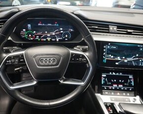 AUDI E-TRON  quattro 71kWh batéria - 5