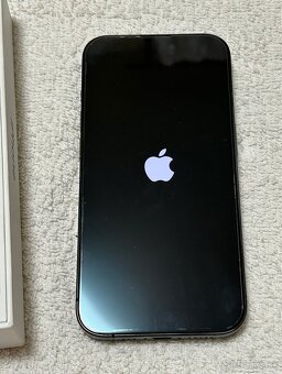 iPhone 15 Pro 256gb Black Titanium - 5