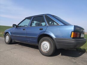 Ford Escort 1,4 GHIA,1987, MK4, platná TK, EK - 5