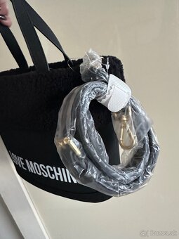 Moschino crossbody kabelka - 5