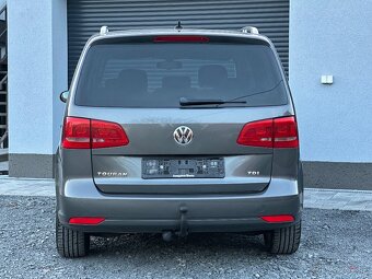 VW TOURAN 1.6 TDI 77 KW ediceLIFE PANORAMA TAŽNÉ 2013 - 5