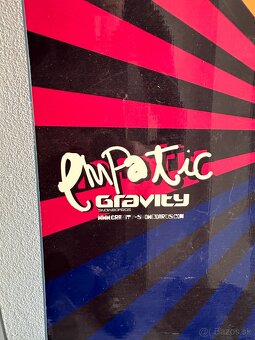 Predám snowboard Gravity Empatic 151 - 5