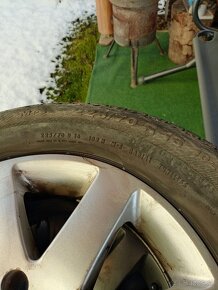 Predám letné pneumatiky s diskami 225/70 R 16 - 5