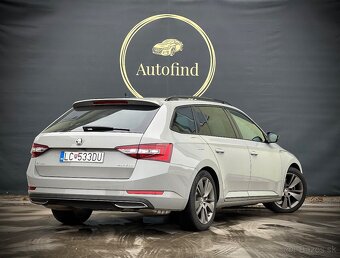 ŠKODA SUPERB COMBI SPORTLINE 2.0TSI 162KW/220PS - 5