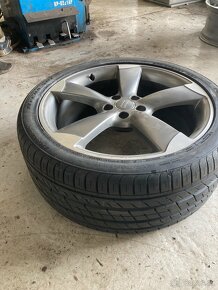 Audi rotor r20+pneu 275/35r20 - 5