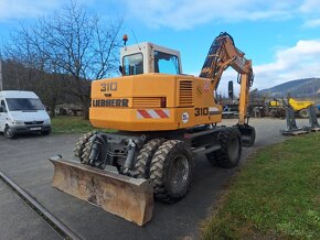 LIEBHERR A310B - 5