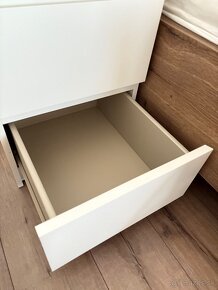 MALM Komoda IKEA - 5