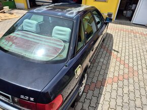 Audi 80 2.0E - 5