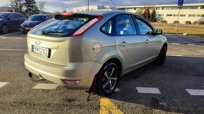 Ford Focus 1.6 16V - 5