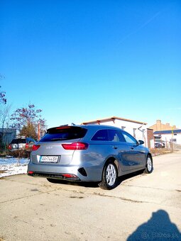 Kia Ceed SW 1,0 T-GDi GOLD + NAVI MY 2024 - 5