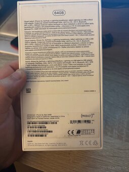 iPhone XR (Red product) 64 GB - 5