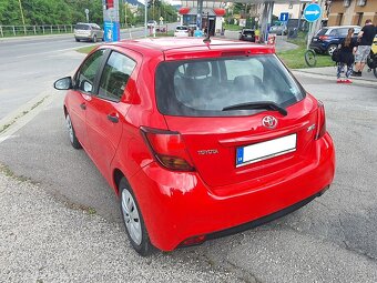 TOYOTA YARIS 1.0i - 5