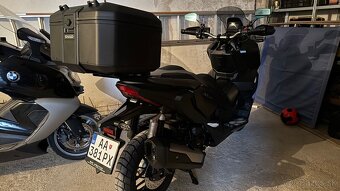 Honda ADV 350 black r. 2024, 3600 km - 5