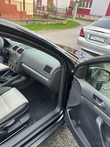 Volskwagen Golf 5 2.0TDI - 5