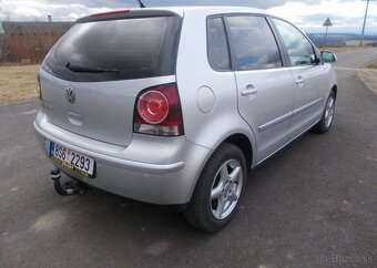 Volkswagen Polo 1,2 60 000KM tažné, benzín manuál 40 kw - 5