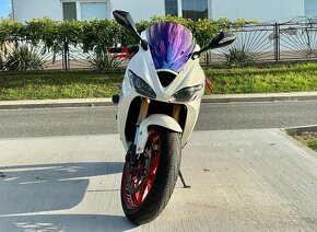 Triumph Daytona 675 - 5