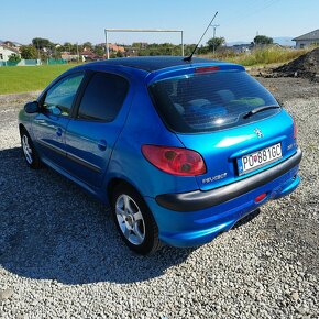 Peugeot 206 XT-PREM HDI 90 - 5