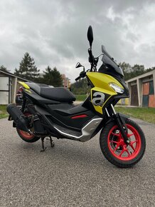 Aprilia SR GT Sport ABS 125 - 5