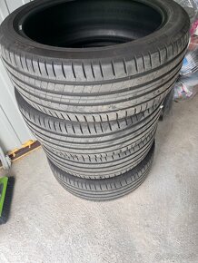 Letné pneu. Firelli 235/45 R20 - 5