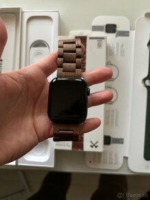 Apple Watch Series 7 45 mm Zelený hliník - 5