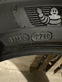 225/50 r18 - 5